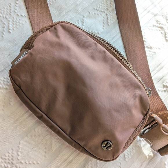 lululemon athletica limited edition java brown everywhere belt bag - Picture 1 of 4